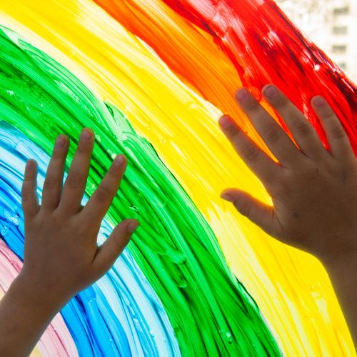 Custodia di bambini complementare alla famiglia: nuove raccomandazioni